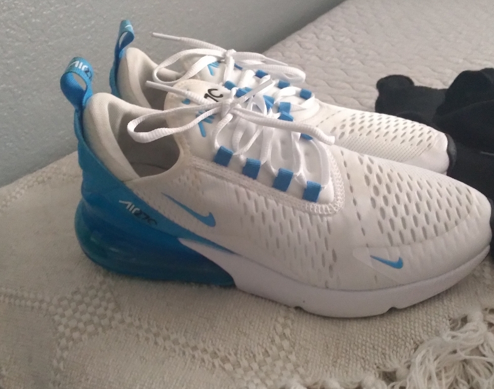Womens Nike Air Max 270
